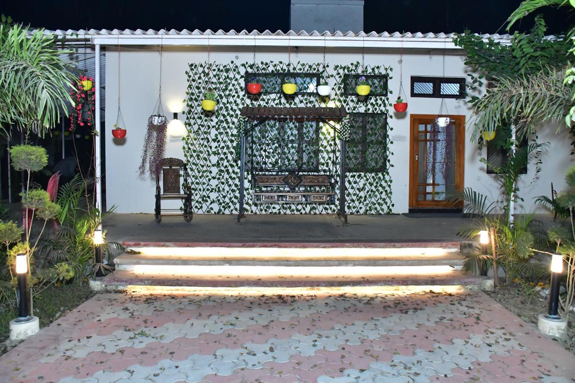 Вилла Gc Farms Ayodhya Экстерьер фото